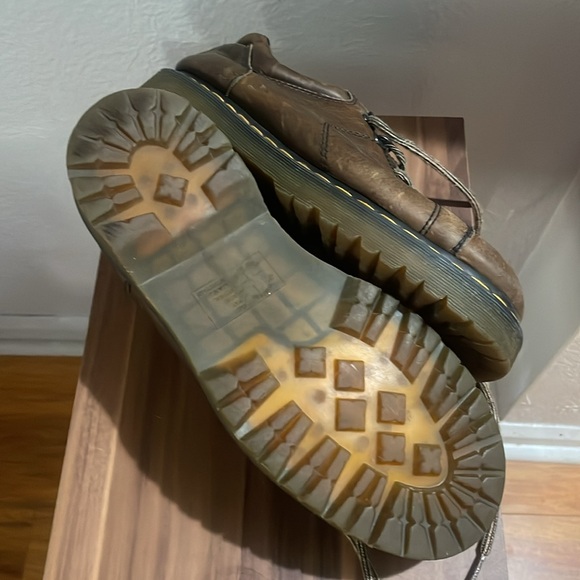 Dr. Martens - Picture 4 of 7
